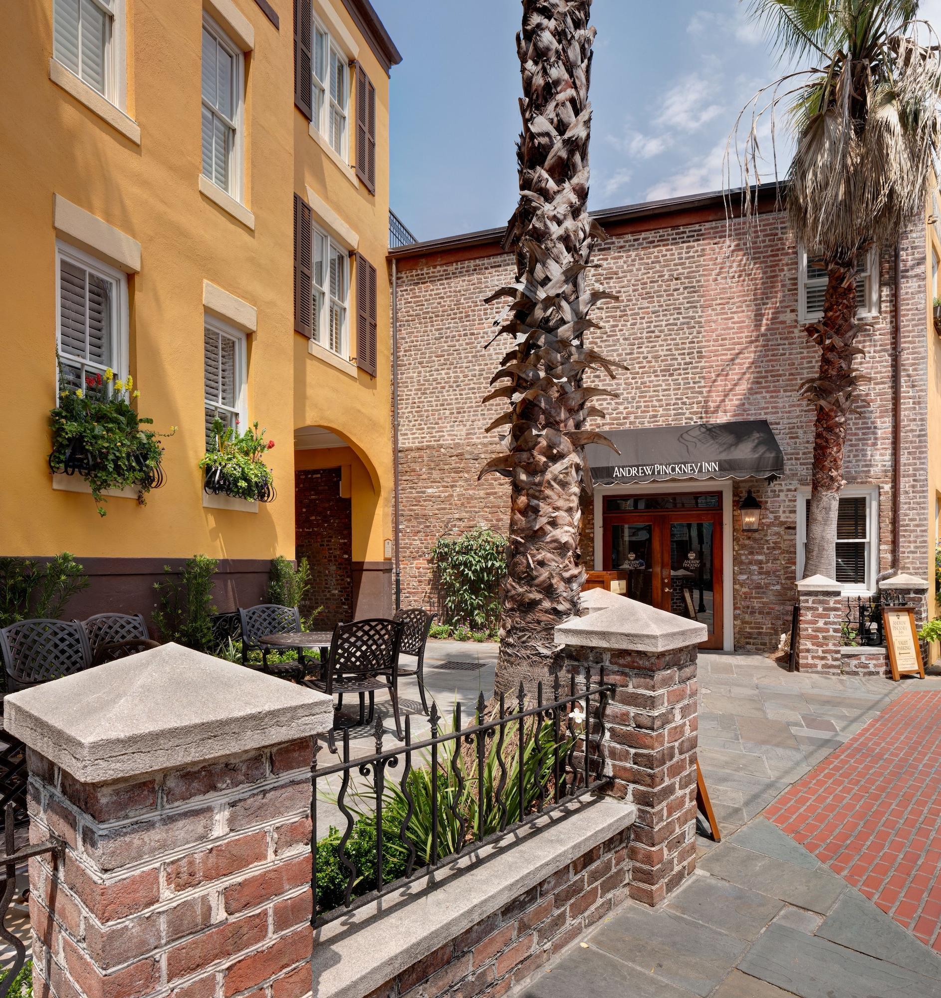 Andrew Pinckney Inn Charleston Buitenkant foto